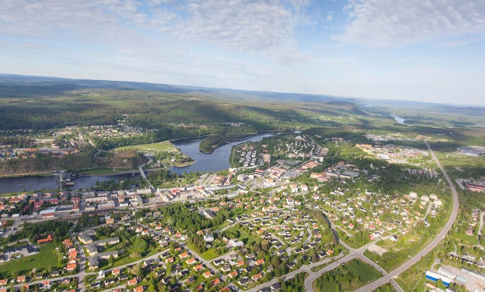 Sollefteå Hotell Hallstaberget מראה חיצוני תמונה